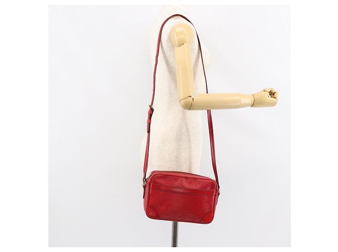 LOUIS VUITTON Borsa a Spalla Epi Trocadero 23 Rossa M52307 LV Auth 152681 Rosso - vista 24