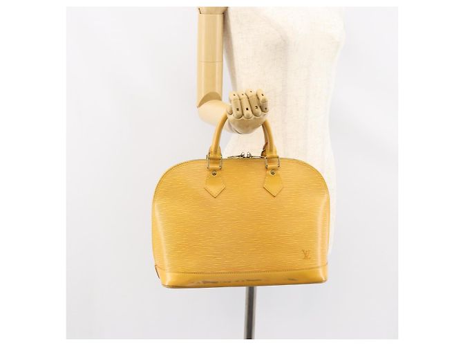LOUIS VUITTON Borsa a Mano Epi Alma Gialla M52149 LV Auth 153501 Giallo - vista 22