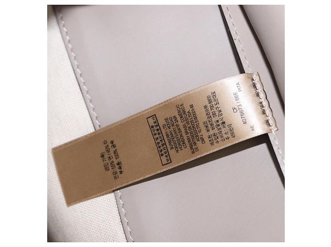 BURBERRY Mittelgroße Gürteltasche aus Canvas 2-in-1 Beige Silber Auth 149727 - vista 12