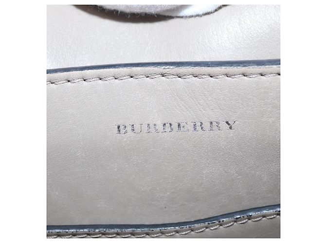 BURBERRY Mittelgroße Gürteltasche aus Canvas 2-in-1 Beige Silber Auth 149727 - vista 20