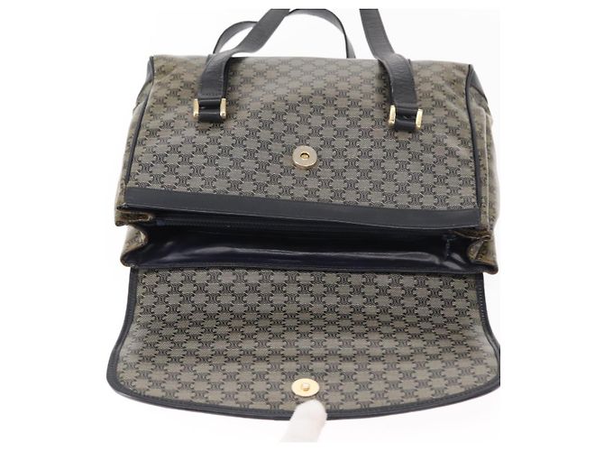 Céline Borsa a Spalla in Tela Macadam CELINE PVC Nero Oro Auth 152036 D'oro - vista 18