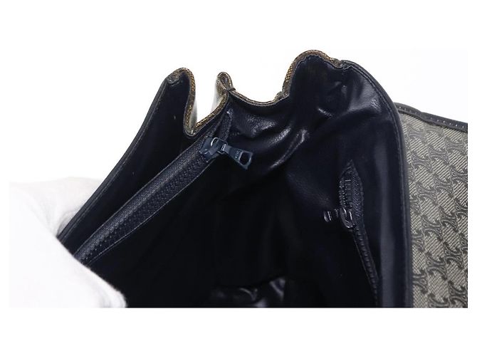 Céline Borsa a Spalla in Tela Macadam CELINE PVC Nero Oro Auth 152036 D'oro - vista 21
