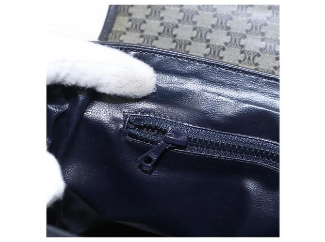 Céline Borsa a Spalla in Tela Macadam CELINE PVC Nero Oro Auth 152036 D'oro - vista 22