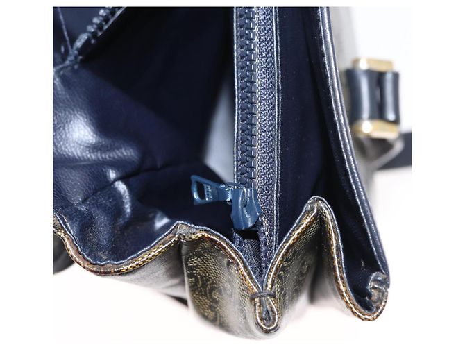 Céline Borsa a Spalla in Tela Macadam CELINE PVC Nero Oro Auth 152036 D'oro - vista 24