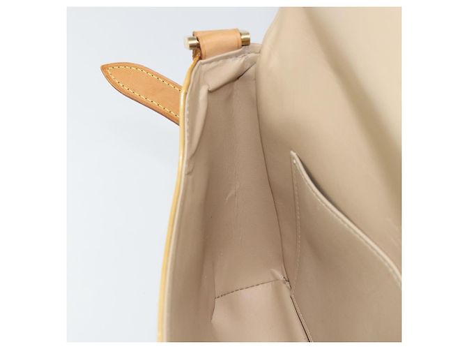 LOUIS VUITTON Monogram Vernis Thompson Street Bag Beige M91301 LV Auth bs30695 - view 21