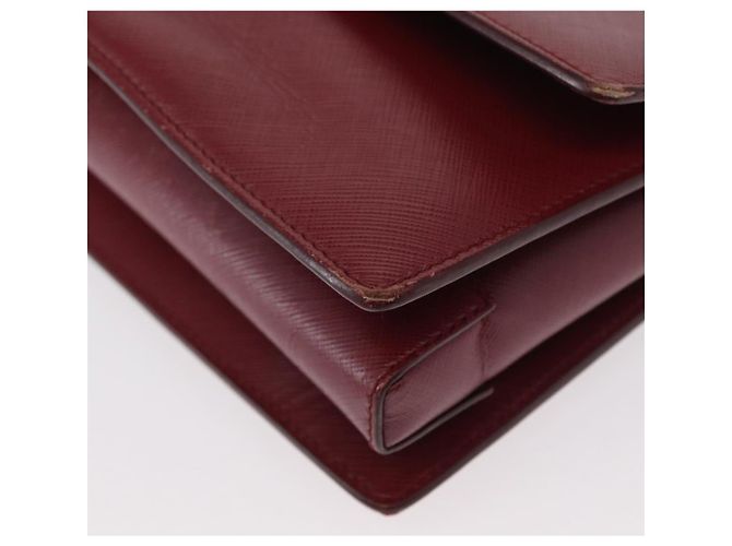 Borsa a Spalla Vala Chain in Pelle Bordeaux e Oro Auth 153977 di Salvatore Ferragamo D'oro Bordò - vista 15