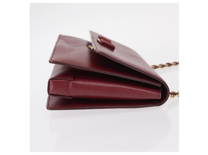 Borsa a Spalla Vala Chain in Pelle Bordeaux e Oro Auth 153977 di Salvatore Ferragamo D'oro Bordò - vista 3