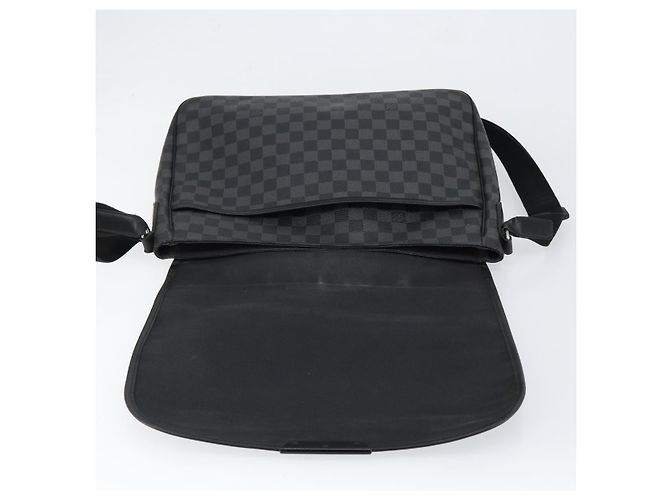 LOUIS VUITTON Sac à épaule Damier Graphite Daniel MM N58029 LV Auth 148377 Damier ebène - vue 20