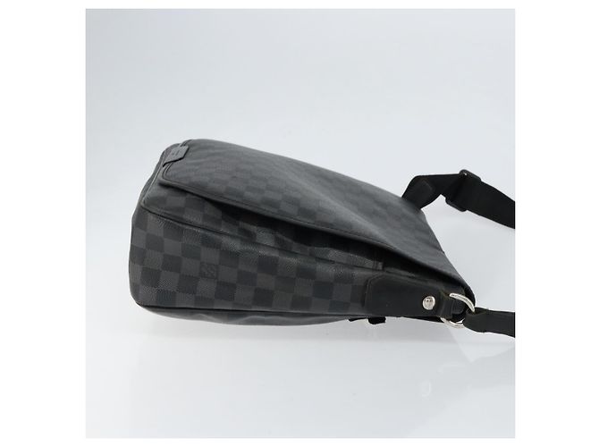 LOUIS VUITTON Sac à épaule Damier Graphite Daniel MM N58029 LV Auth 148377 Damier ebène - vue 3
