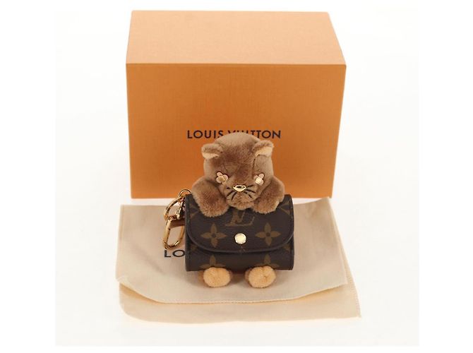 LOUIS VUITTON Monogram LV Charm Monogram Carino Marrone M01561 LV Auth 144001SM Monogramma - vista 12