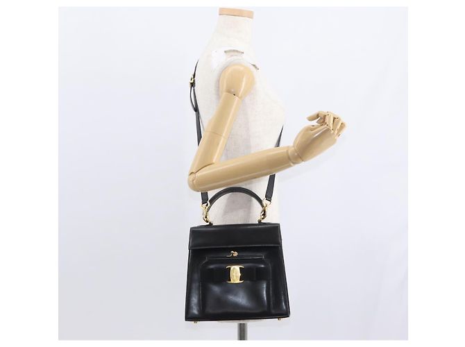 Borsa a mano Vala in pelle 2 in 1 nera e oro Auth BA7663 di Salvatore Ferragamo Nero D'oro - vista 24
