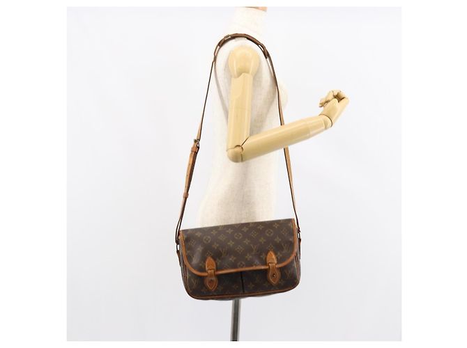LOUIS VUITTON Bolsa de Hombro Gibeciere MM Monograma M42247 LV Auth ep12193 - vista 26