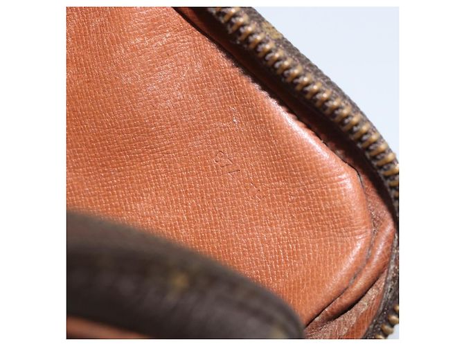 LOUIS VUITTON Clutch Marly Dragonne PM Monogram M51827 LV Auth bs31293 Monogramma - vista 12