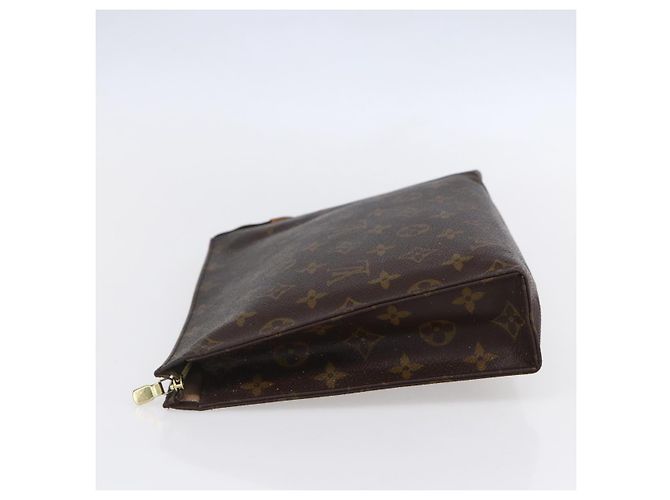 LOUIS VUITTON Poche Toilette Monogram 26 M47542 LV Auth kk587 Monograma - vista 3