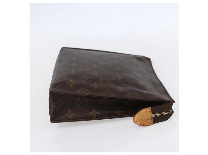 LOUIS VUITTON Poche Toilette Monogram 26 M47542 LV Auth kk587 Monograma - vista 4