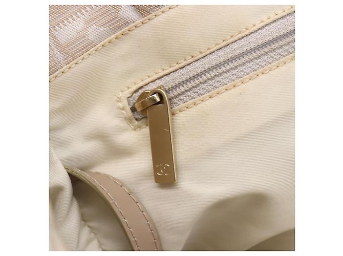 CHANEL Nuova Borsa Tote da Viaggio Nylon Beige Oro CC Auth mr1575 D'oro - vista 15