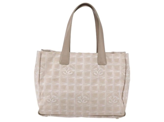 CHANEL Nuova Borsa Tote da Viaggio Nylon Beige Oro CC Auth mr1575 D'oro - vista 2