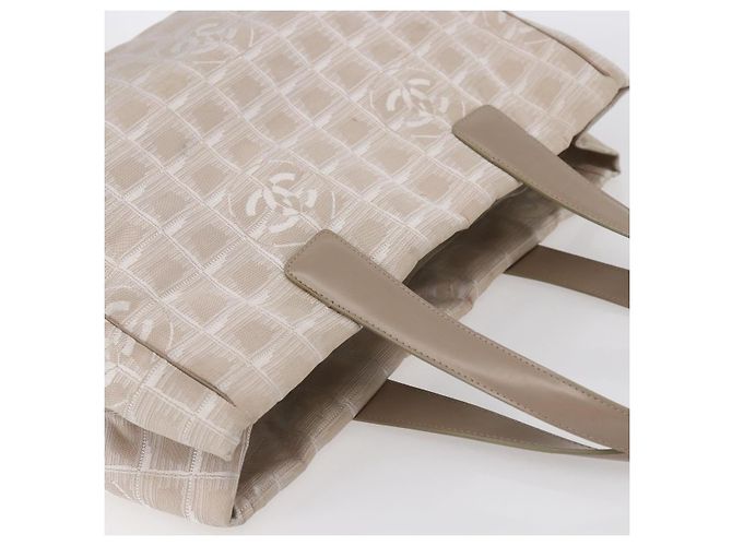 CHANEL Nuova Borsa Tote da Viaggio Nylon Beige Oro CC Auth mr1575 D'oro - vista 6