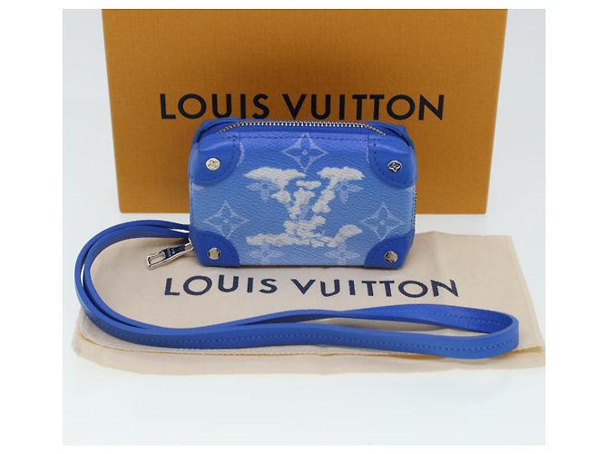 LOUIS VUITTON Pochette Soft Trunk Monogram Clouds Blu M45440 Auth 43556SM Bianco - vista 12
