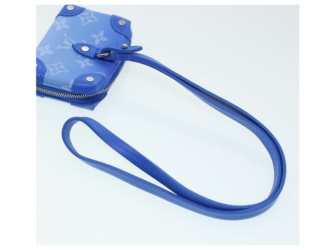 LOUIS VUITTON Pochette Soft Trunk Monogram Clouds Blu M45440 Auth 43556SM Bianco - vista 7