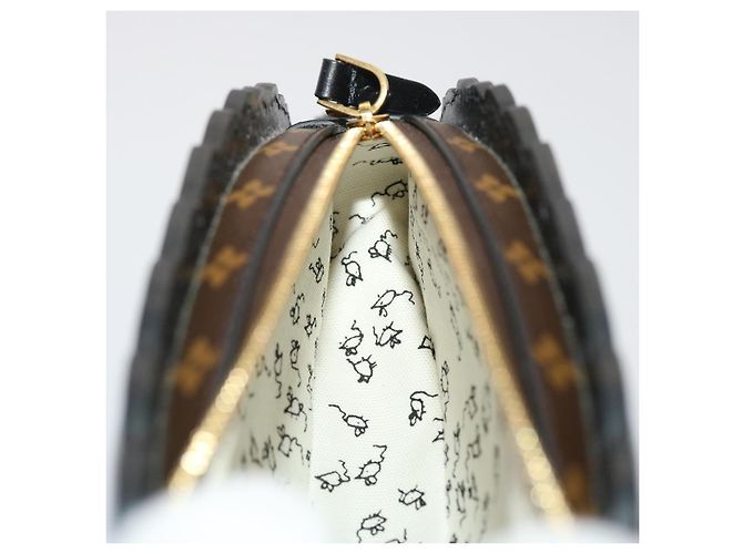 LOUIS VUITTON Catgram Pochette Borsa a Spalla Full Cat Grigia M53165 LV Auth 47438SM Marrone Nero Rosa - vista 19