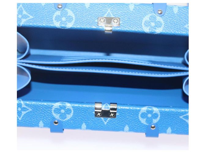 LOUIS VUITTON Monedero Trunk Monogram Clouds Azul M20403 LV Auth 61941SM Blanco - vista 10