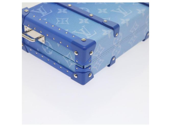 LOUIS VUITTON Monedero Trunk Monogram Clouds Azul M20403 LV Auth 61941SM Blanco - vista 19