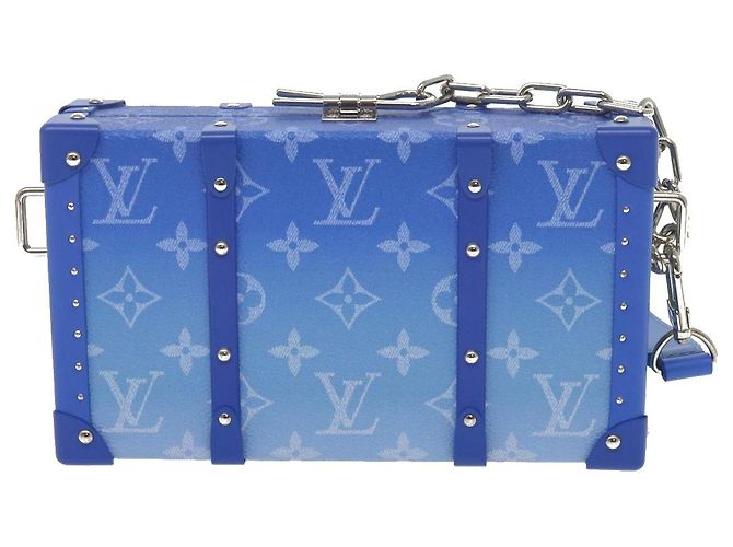 LOUIS VUITTON Monedero Trunk Monogram Clouds Azul M20403 LV Auth 61941SM Blanco - vista 2