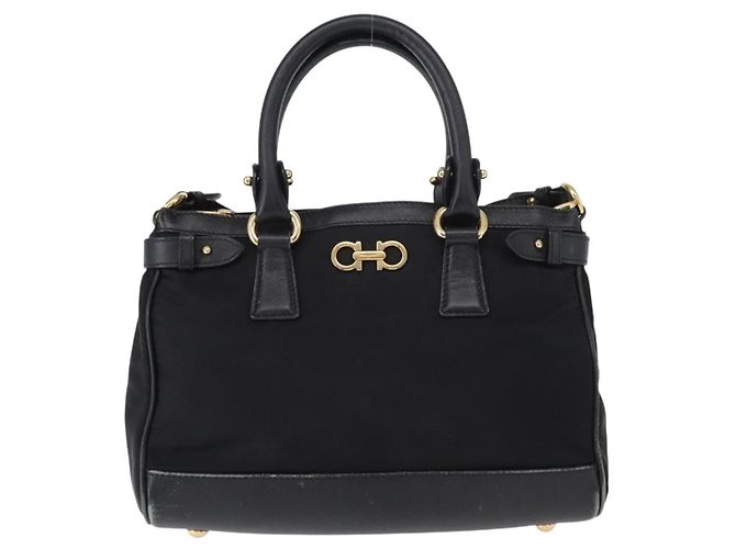 Borsa a mano Gancini in nylon 2 in 1 nera e oro Auth 154686 di Salvatore Ferragamo Nero D'oro - vista 13