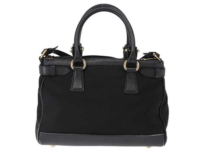 Borsa a mano Gancini in nylon 2 in 1 nera e oro Auth 154686 di Salvatore Ferragamo Nero D'oro - vista 2
