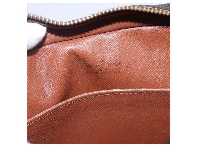 LOUIS VUITTON Pochette Compiegne 23 M51847 Auth LV 154777 Monogramme - vue 17