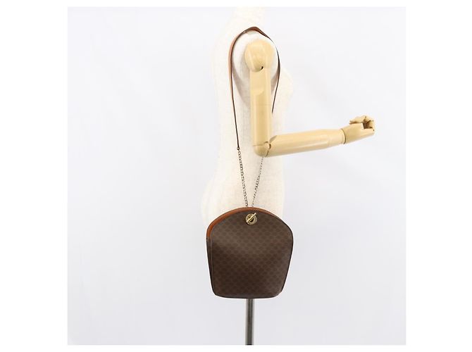 Céline Borsa a Spalla in Tela Macadam CELINE in Pelle PVC Marrone Oro Auth 155469 D'oro - vista 23