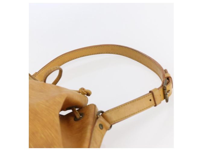 Noe LOUIS VUITTON Borsa a Spalla Petit Noé Epi Gialla M44109 LV Auth BA6681 Giallo - vista 8