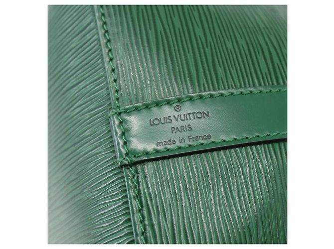 Noe LOUIS VUITTON Borsa a Spalla Petit Noé Epi Verde M44104 LV Auth 147274 - vista 17