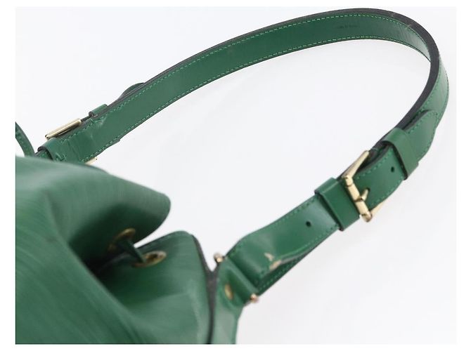 Noe LOUIS VUITTON Borsa a Spalla Petit Noé Epi Verde M44104 LV Auth 147274 - vista 8