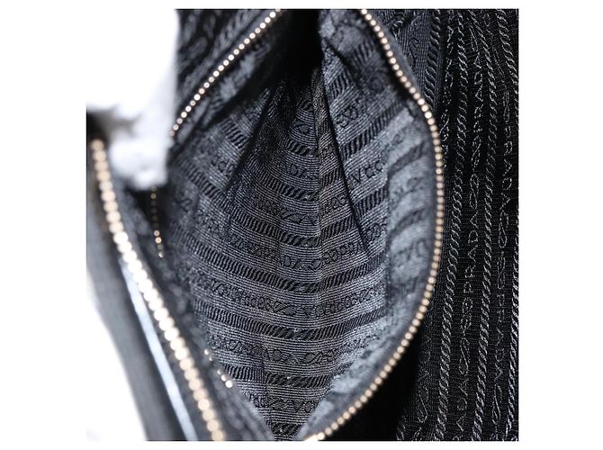 PRADA Borsa a mano in nylon nero e oro Auth 151341 D'oro - vista 23