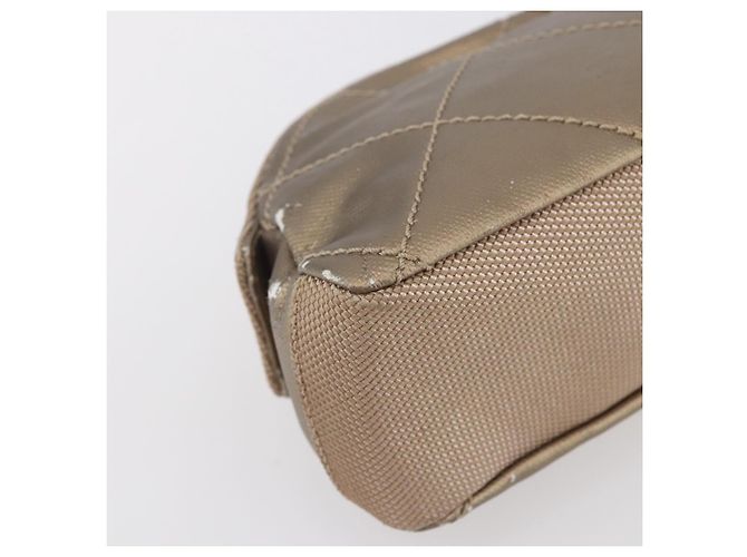 Pochette in pelle CHANEL Paris Biarritz oro CC Auth BA8468 D'oro - vista 8