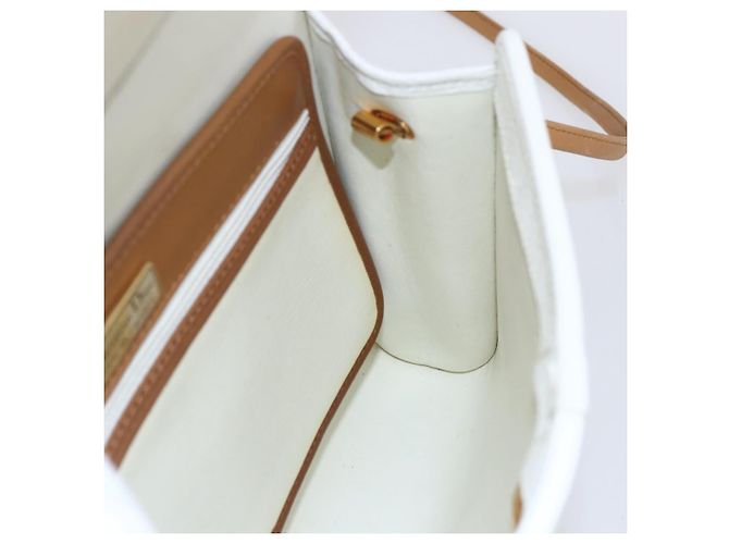 Borsa a Spalla Christian Dior in Pelle Bianca e Oro Auth BA8403 Bianco D'oro - vista 18