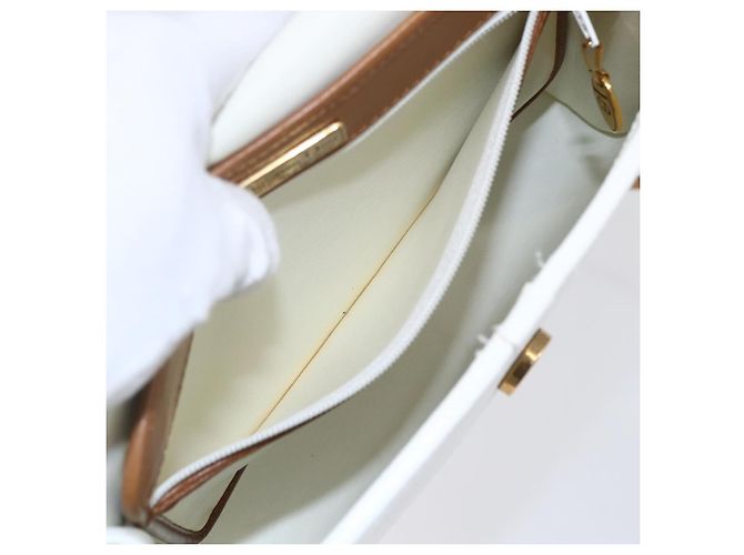 Borsa a Spalla Christian Dior in Pelle Bianca e Oro Auth BA8403 Bianco D'oro - vista 20