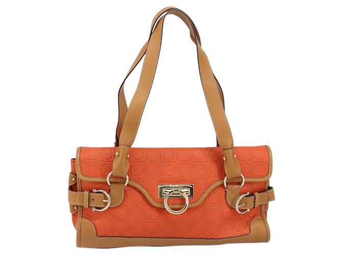 Salvatore Ferragamo Borsa a Spalla Gancini in PVC Pelle Arancione Oro Auth ka357 D'oro - vista 13