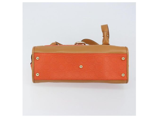 Salvatore Ferragamo Borsa a Spalla Gancini in PVC Pelle Arancione Oro Auth ka357 D'oro - vista 5