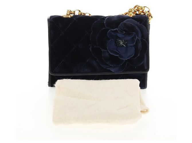 CHANEL Borsa a Catena Camelia Matelassé Velluto Blu Navy Oro CC Auth bs29963V D'oro - vista 24