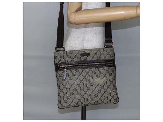 Gucci Borsa a spalla GG Supreme in PVC beige e oro 295257 Auth bs29716 D'oro - vista 23
