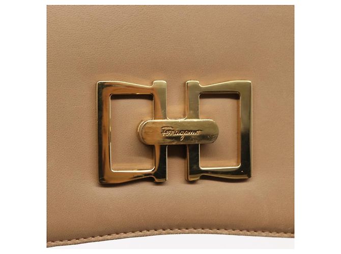 Borsa a Spalla Vala in Pelle Beige Auth BA6806 di Salvatore Ferragamo - vista 17