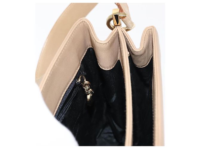 Borsa a Spalla Vala in Pelle Beige Auth BA6806 di Salvatore Ferragamo - vista 18