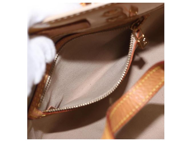 LOUIS VUITTON Borsa a Mano Monogram Vernis Reade PM Beige M91334 LV Auth 155005 - vista 21