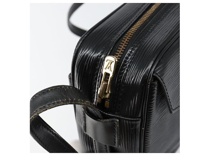 LOUIS VUITTON Borsa a Spalla Epi Jeune Fille MM Nera M52152 LV Auth BA8159 Nero - vista 9