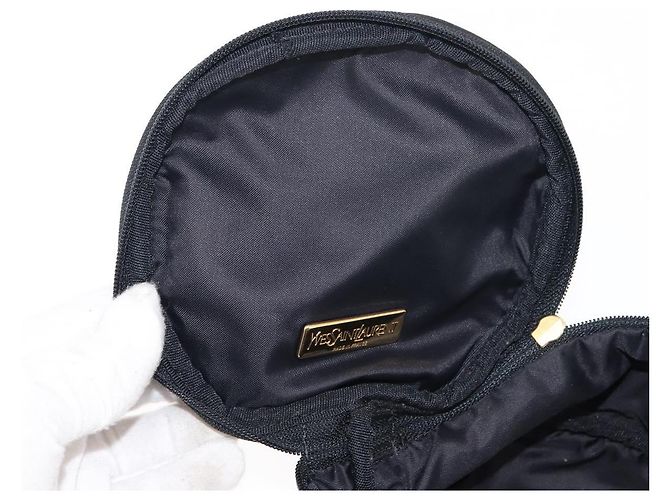Saint Laurent Pochette Vanity in Nylon Nero Oro Auth am9351 D'oro - vista 10
