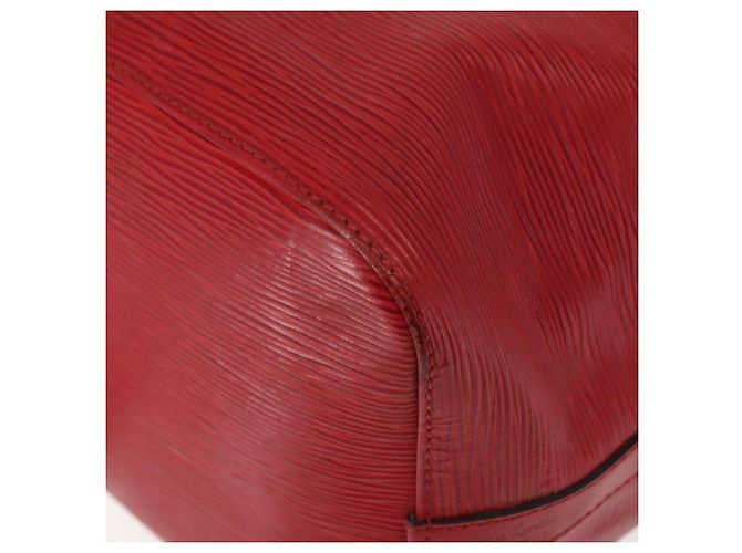 Noe LOUIS VUITTON Borsa a Spalla Petit Noé Epi Rossa M44107 LV Auth 147352 Rosso - vista 16