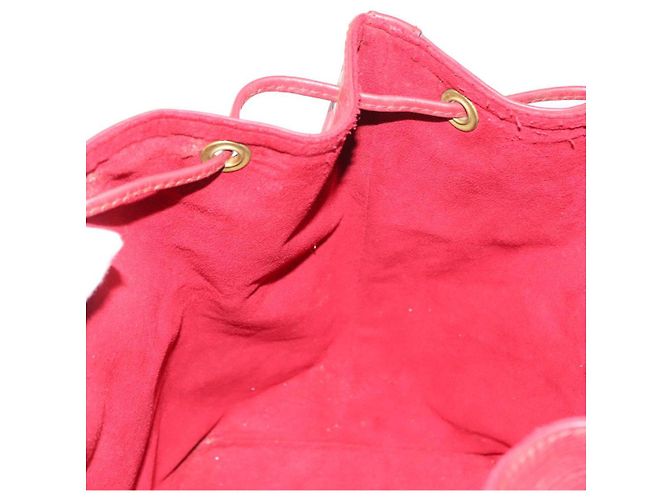 Noe LOUIS VUITTON Borsa a Spalla Petit Noé Epi Rossa M44107 LV Auth 147352 Rosso - vista 18